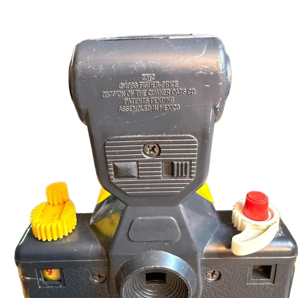 Vintage 1988 Fisher-Price Toy Camera 2312 Special Effects Lens 35mm Style Black